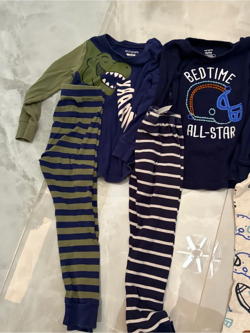 Boys Size 4 Pajama Lot Carter’s Old Navy 4 Sets + 2 Pants Dinosaur Football Warm